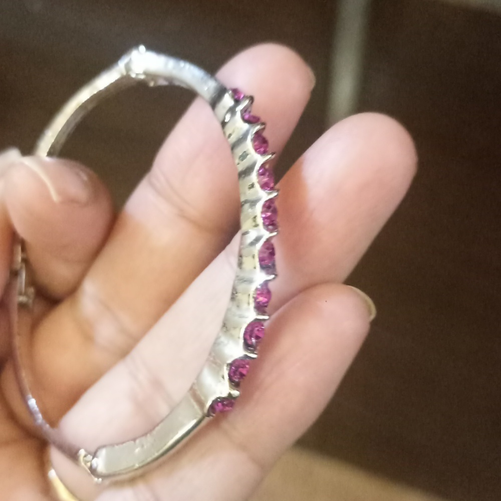 Beautiful pink stone bracelet - Picture 5 of 5